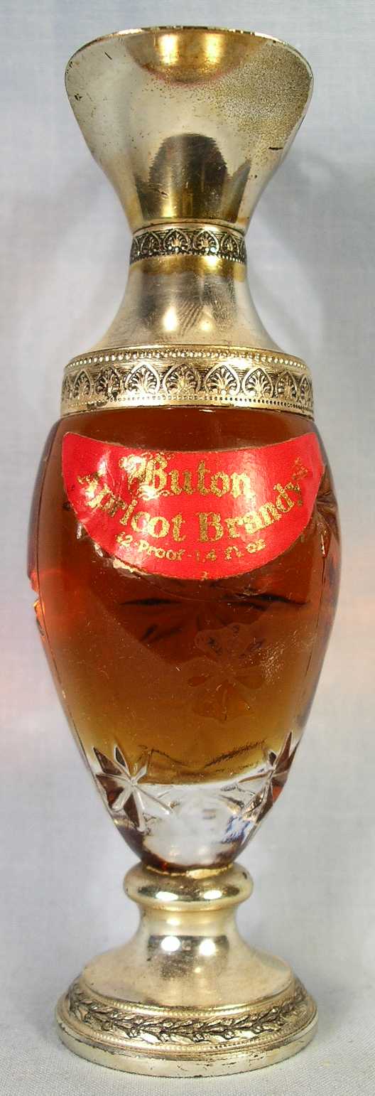 BUTON - APRICOT BRANDY