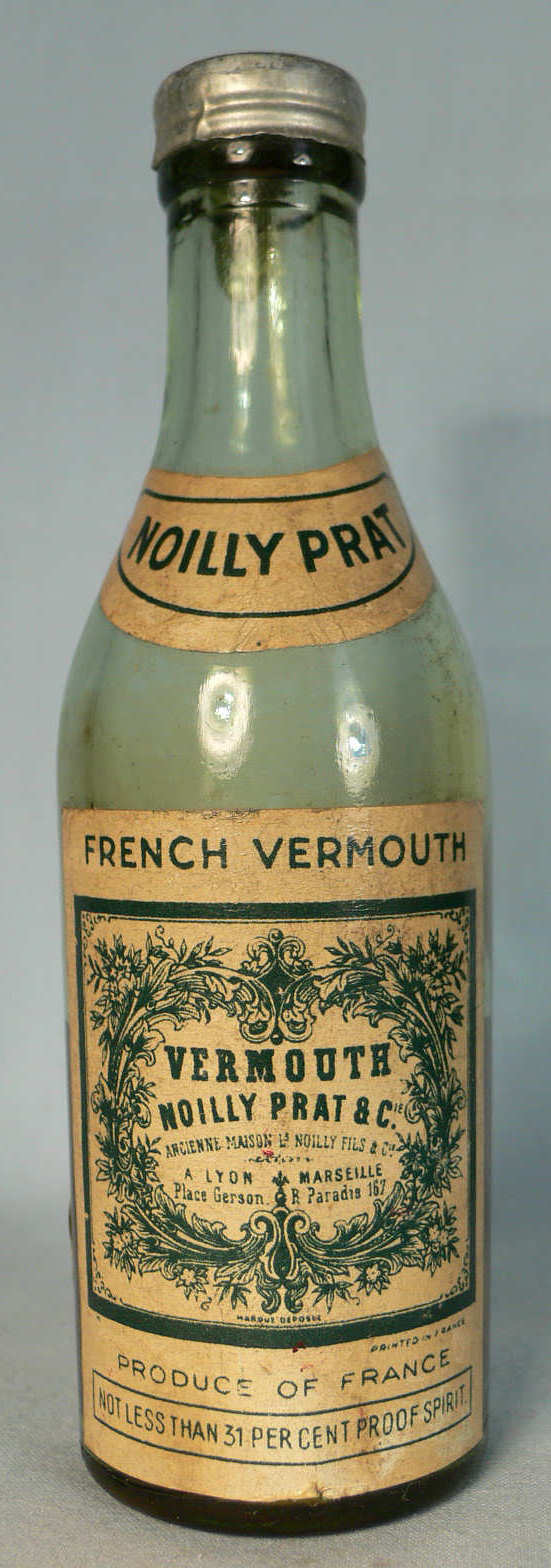 NOILLY PRAT - FRENCH VERMOUTH - (B.E.A.) - (1/2 FULL)