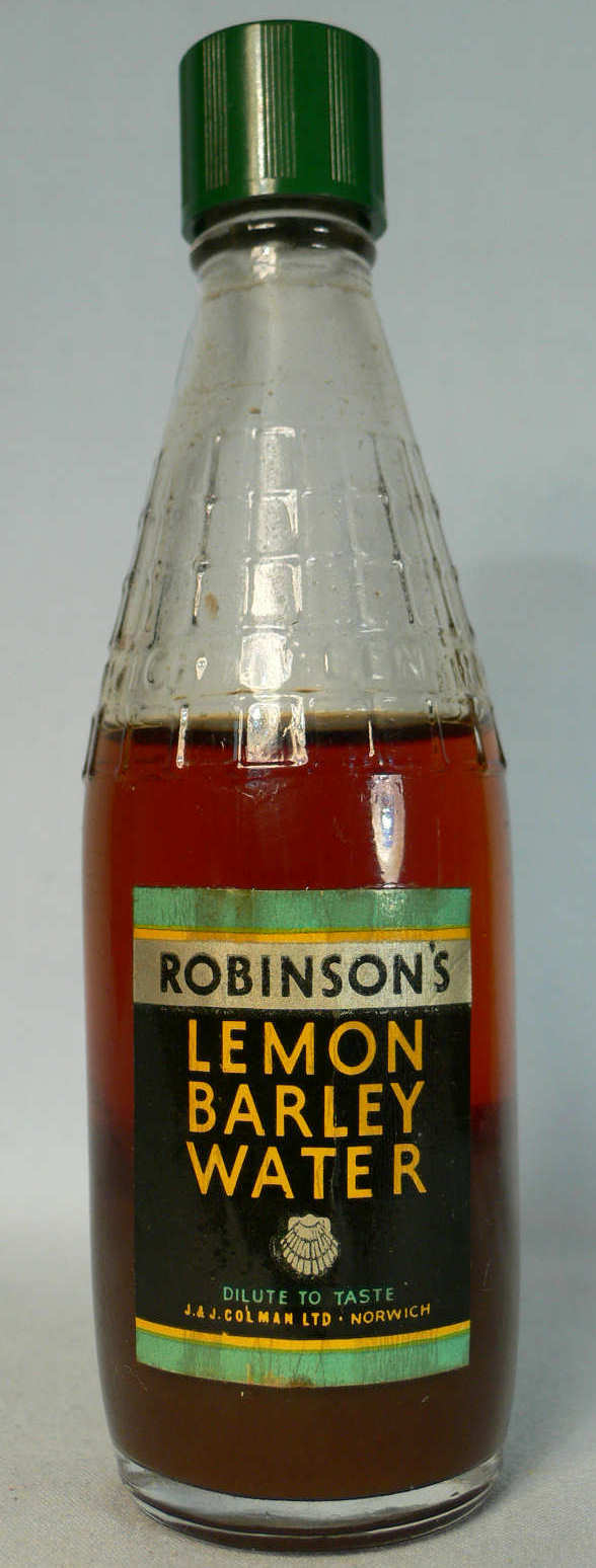 ROBINSON'S - LEMON BARLEY WATER